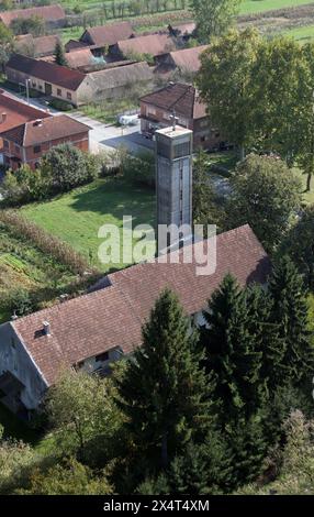 Église paroissiale du Sacré-cœur de Jésus à Ivanovo Selo, Croatie Banque D'Images