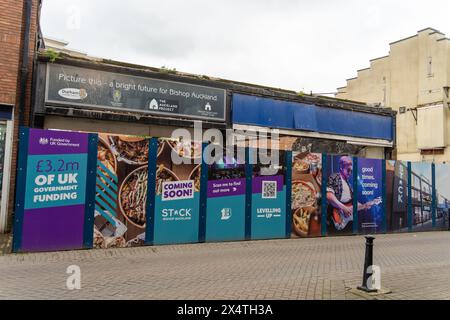 Planifié Levelling Up réaménagement, pour créer un bar et restaurant Stack à Newgate Street dans la ville de Bishop Auckland, au Royaume-Uni. Concept de régénération. Banque D'Images