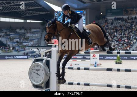 Shanghai, Chine. 5 mai 2024. Gilles Thomas, belge, participe au Shanghai Longines Global Champions Tour 2024 à Shanghai, dans l'est de la Chine, le 5 mai 2024. Crédit : Wang Xiang/Xinhua/Alamy Live News Banque D'Images