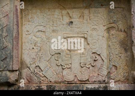 Sculptures, plate-forme de Vénus, Chichen Itza, Site du patrimoine mondial de l'UNESCO, Yucatan, Mexique Banque D'Images