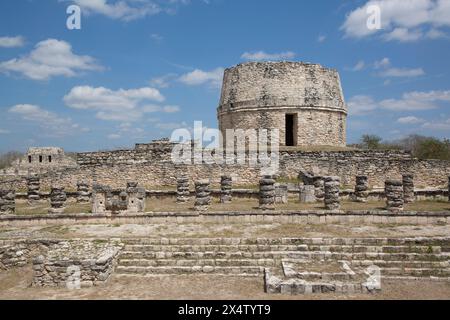 Complexe de Chac, Observatoire, ruines mayas, site archéologique de Mayapan, Yucatan, Mexique Banque D'Images