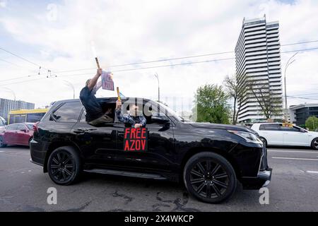 Kiev, ville de Kiev, Ukraine. 5 mai 2024. Gratuit Azovstal protestation de la famille et des amis des soldats qui sont détenus en captivité par la Russie. Les soldats se sont rendus à la Russie le 20 mai 2022 pour sauver des vies au fer d'Azovstal et voler les ouvrages de Marioupol. Certains ont été relâchés, beaucoup sont toujours détenus en captivité russe. (Crédit image : © Andreas Stroh/ZUMA Press Wire) USAGE ÉDITORIAL SEULEMENT! Non destiné à UN USAGE commercial ! Banque D'Images