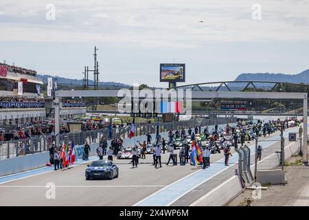 Le Castellet, France. 05 mai 2024. Départ de la grille, lors de la 2ème manche de la European le Mans Series 2024 sur le circuit Paul Ricard du 3 au 5 mai 2024 au Castellet, France - photo Marc de Mattia/DPPI crédit : DPPI Media/Alamy Live News Banque D'Images