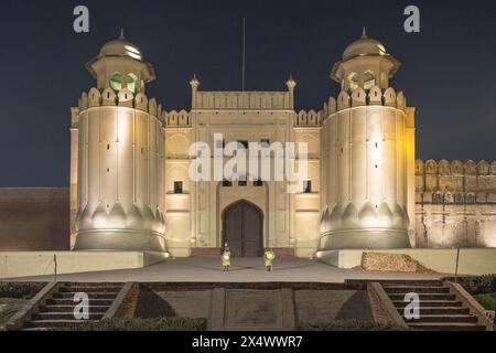 Porte d'Alamgiri du fort de Lahore Banque D'Images