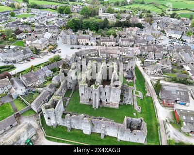 Photographie aérienne Château de Middleham North Yorkshire maison d'enfance du roi Richard III Banque D'Images