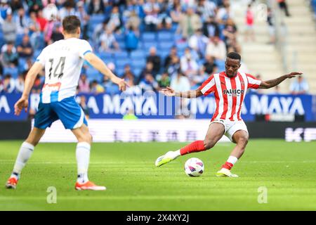 Barcelone, Espagne. 05 mai 2024. Juan Otero (19 ans) du Sporting Gijon vu lors du match de LaLiga 2 entre Espanyol et Sporting Gijon au stade Stage Front de Barcelone. (Crédit photo : Gonzales photo/Alamy Live News Banque D'Images