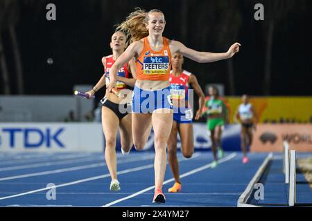 Nassau, Bahamas. 05 mai 2024. NASSAU, BAHAMAS - 5 MAI : Cathelijn Peeters des pays-Bas pendant le jour 2 du World Athletics Relays Bahamas 24 au stade Thomas Robinson le 5 mai 2024 à Nassau, Bahamas. (Photo Erik van Leeuwen/Agence BSR) crédit : Agence BSR/Alamy Live News Banque D'Images