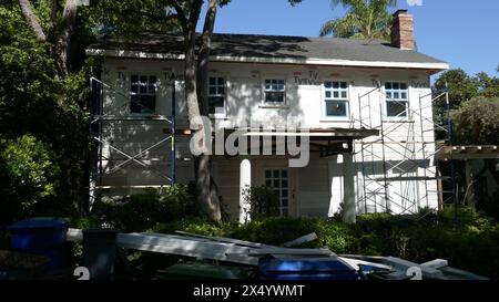 Los Angeles, Californie, États-Unis 5 mai 2024 le réalisateur John Carpenter's Halloween Movie House lieu de tournage, en cours de rénovation au 1530 N. Orange Grove le 5 mai 2024 à Los Angeles, Californie, États-Unis. Photo de Barry King/Alamy Stock photo Banque D'Images