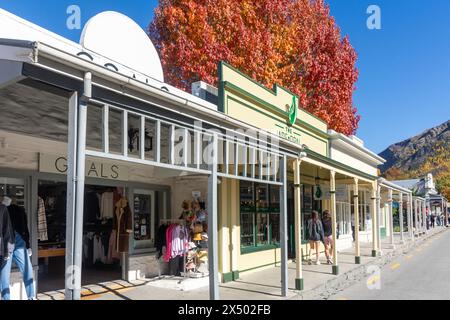 Façade de magasin d'époque en automne, Buckingham Street, Arrowtown, Otago, Île du Sud, nouvelle-Zélande Banque D'Images