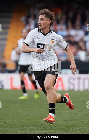 Valencia, Espagne. 06 mai 2024. VALENCE, ESPAGNE - 5 MAI : Sergi Canos Right Winger of Valencia CF court lors du match LaLiga EA Sports entre Valencia CF et Deportivo Alaves au stade Mestalla, le 5 mai 2024 à Valence, Espagne. (Photo de Jose Torres/photo Players images) crédit : Magara Press SL/Alamy Live News Banque D'Images