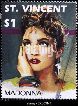 Portrait de la chanteuse Madonna sur timbre de Saint Vincent Banque D'Images