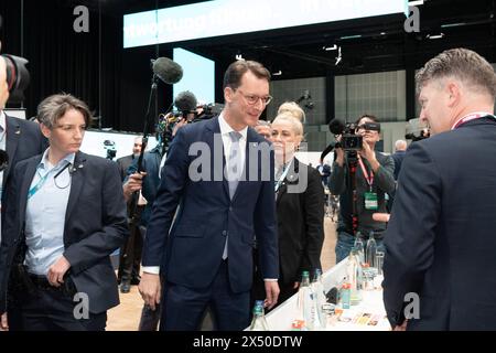 2024-05-06, Berlin, der 36. Parteitag der Christlich Demokratischen Union Deutschlands CDU findet vom 6. bis 8. Mai 2024 im Estrel Congress Center à Berlin Hendrik Wüst Ministerpräsident des Landes Nordrhein-Westfalen *** 2024 05 06,Berlin,le 36ème Congrès du Parti de l'Union chrétienne-démocrate d'Allemagne CDU aura lieu du 6 au 8 mai 2024 au Centre des congrès Estrel à Berlin Hendrik Wüst Ministre Président de l'Etat de Rhénanie du Nord-Westphalie Banque D'Images