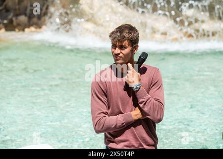 Roma, Italie. 06 mai 2024. Draw Ceremony, sorteggio per il cartellone maschile e femminile degli Internazionali di tennis a Roma. Nella foto il sorteggio svoltosi a Fontana di Trevi, Flavio Coballi - Roma, Italia - Lunedì 6 Maggio 2024 (foto Valentina Stefanelli/LaPresse) cérémonie de tirage, tirage au sort pour le programme masculin et féminin des internationaux de tennis à Rome. Sur la photo le tirage au sort de la Fontaine de Trevi, Flavio Coballi, - Rome, Italie - lundi 6 mai 2024 (photo Valentina Stefanelli/LaPresse) crédit : LaPresse/Alamy Live News Banque D'Images