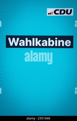 36. Bundesparteitag der CDU Deutschland 2024 Symbolbild Wahlkabine beim 36. Bundesparteitag der CDU Deutschland 2024 Berlin Berlin Deutschland *** 36 Conférence fédérale du Parti de la CDU Allemagne 2024 image symbolique de la cabine de vote de la Conférence fédérale du Parti de la CDU Allemagne 36 2024 Berlin Allemagne Banque D'Images