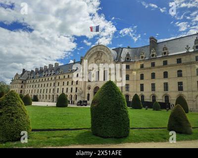 Paris, France. 6 mai 2024. Le président chinois Xi Jinping assiste à une cérémonie de bienvenue organisée par le président français Emmanuel Macron à Paris, France, le 6 mai 2024. Crédit : XIe Huanchi/Xinhua/Alamy Live News Banque D'Images