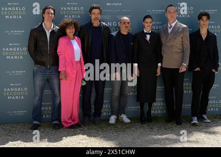 Rome, Italie. 06 mai 2024. Les acteurs assistent à la photocall du film 'Vangelo secondo Maria' à la Casa del cinema Villa Borghese. Crédit : SOPA images Limited/Alamy Live News Banque D'Images