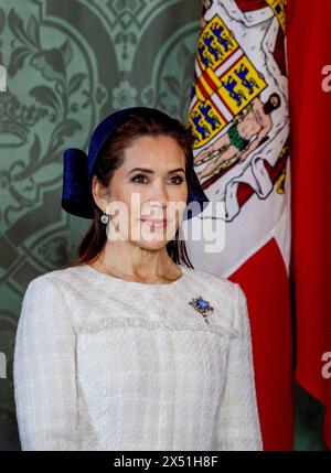 Stockholm, Schweden. 06 mai 2024. La Reine Marie de Danemark au Palais Royal de Stockholm, le 6 mai 2024, le 1er d'une visite d'Etat de 2 jours du Danemark en Suède crédit : Albert Nieboer/Netherlands OUT/point de vue OUT/dpa/Alamy Live News Banque D'Images