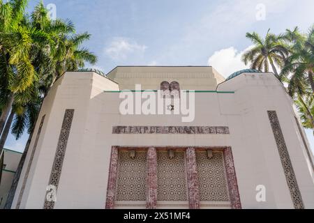 Miami, Floride - 3 avril 2024 : le Temple Emanu-El est une congrégation égalitaire traditionnelle de Miami Beach et est considérée comme l'une des plus belles Banque D'Images