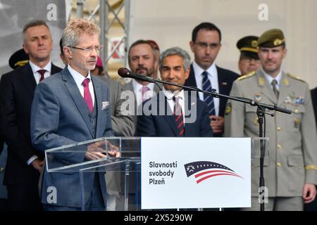 Pilsen, République tchèque. 06 mai 2024. Le président du Sénat tchèque Milos Vystrcil s’exprime lors d’un événement commémoratif principal du Festival de libération Pilsen, Merci, America!, à Pilsen, République tchèque, le 6 mai 2024. Crédit : Miroslav Chaloupka/CTK photo/Alamy Live News Banque D'Images