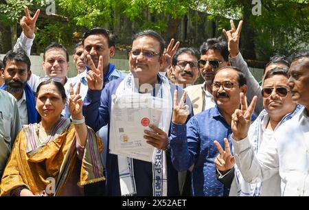New Delhi, Inde. 06 mai 2024. NEW DELHI, INDE - 6 MAI : L'ancien ministre de Delhi Raaj Kumar Anand, qui a rejoint le parti Bahujan Samaj, arrive pour déposer sa candidature de la circonscription de New Delhi Lok Sabha à la maison Jam Nagar le 6 mai 2024 à New Delhi, en Inde. (Photo de Arvind Yadav/Hindustan Times/Sipa USA) crédit : Sipa USA/Alamy Live News Banque D'Images