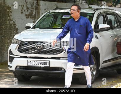 New Delhi, Inde. 06 mai 2024. NEW DELHI, INDE - 6 MAI : L'ancien ministre de Delhi Raaj Kumar Anand, qui a rejoint le parti Bahujan Samaj, arrive pour déposer sa candidature de la circonscription de New Delhi Lok Sabha à la maison Jam Nagar le 6 mai 2024 à New Delhi, en Inde. (Photo de Arvind Yadav/Hindustan Times/Sipa USA) crédit : Sipa USA/Alamy Live News Banque D'Images