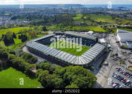 Vue aérienne générale du stade Home Park, domicile de l'équipe de championnat de la Ligue anglaise de football Plymouth Argyle, à Plymouth dans le Devon, Royaume-Uni. Banque D'Images