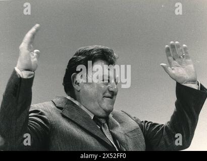 Der CSU Politiker Franz Josef Strauss 1982 à Bonn. --- le politicien allemand Franz Josef Strauss 1982 à Bonn *** le politicien CSU Franz Josef Strauss à Bonn en 1982 le politicien allemand Franz Josef Strauss à Bonn en 1982 Banque D'Images