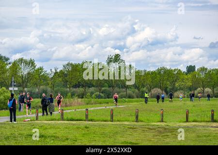 Viersel, Belgique. 04 mai 2024. Course à pied photographiée lors d'un Triatlon à Viersel, le samedi 4 mai 2024 à Viersel, Belgique . Crédit : Sportpix/Alamy Live News Banque D'Images