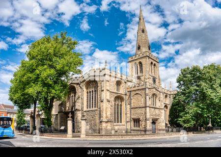 UK, Bedford, 3 juillet 2023, St Paul's Church, est une église paroissiale de l'Église d'Angleterre située sur St Paul's Square à Bedford Banque D'Images