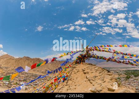 Panorama de la colline de Tsenmo sur Leh et la vallée de l'Indus, Ladakh, Jammu et Cachemire, Inde Banque D'Images