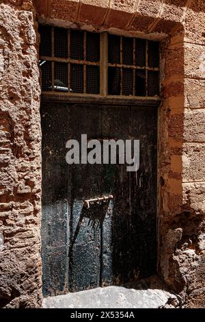 Portes et portes dans la vieille ville, Cadix, Andalousie, Espagne Banque D'Images