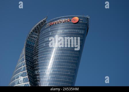 Siège de Swedbank sur les rives de la Daugava, Riga, Lettonie Banque D'Images