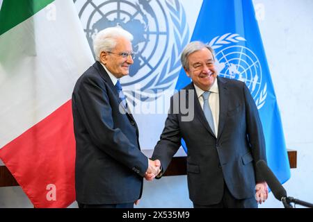 New York, États-Unis. 6 mai 2024. Le Secrétaire général des Nations Unies Antonio Guterres (à droite) salue le Président italien Sergio Mattarella au siège des Nations Unies. Crédit : Enrique Shore/Alamy Live News Banque D'Images