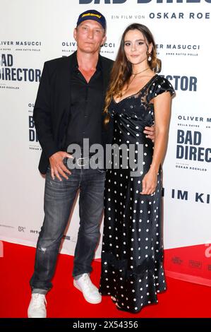 Oliver Masucci und Bella Dayne BEI der Premiere des Kinofilms Bad Director im CineNova. Köln, 06.05.2024 *** Oliver Masucci et Bella Dayne à la première du film Bad Director au CineNova Cologne, 06 05 2024 Foto:XR.xSchmiegeltx/xFuturexImagex Director 4522 Banque D'Images