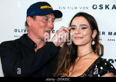 Oliver Masucci und Bella Dayne BEI der Premiere des Kinofilms Bad Director im CineNova. Köln, 06.05.2024 *** Oliver Masucci et Bella Dayne à la première du film Bad Director au CineNova Cologne, 06 05 2024 Foto:XR.xSchmiegeltx/xFuturexImagex Director 4528 Banque D'Images