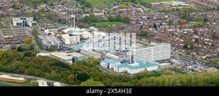 Vue aérienne de l'hôpital pour enfants d'Alderhey, Merseyside, au nord-ouest de l'Angleterre, au Royaume-Uni Banque D'Images