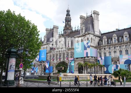 Vue générale de l'Hôtel de ville en prévision des Jeux Olympiques de Paris 2024. Date de la photo : mardi 7 mai 2024. Banque D'Images