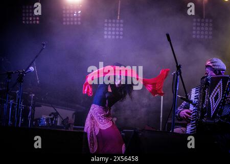 Danseuse Pizzica sur scène Banque D'Images