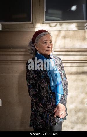 Paris, France. 07 mai 2024. Olivier Donnars/le Pictorium - MM. Tran à Nga, victime de l'agent Orange - 07/05/2024 - France/Ile-de-France (région)/Paris - MM. Tran à Nga, 82 ans franco-vietnamienne victime de l'agent Orange pendant la guerre du Vietnam, en prévision de son recours contre un procès intenté par 14 entreprises agrochimiques, dont Monsanto-Bayer. Crédit : LE PICTORIUM/Alamy Live News Banque D'Images