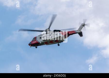 HM Coastguard Sikorsky S-92A au départ de l'aéroport de Humberside Banque D'Images