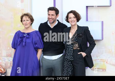 Fiona Shaw, John Krasinski et Phoebe Waller-Bridge, IF - UK Premiere, Leicester Square, Londres, UK, 07 mai 2024, photo de Richard Goldschmidt Banque D'Images