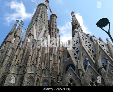 Barcelone, Espagne : ville dynamique et parcs. Banque D'Images