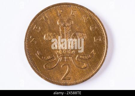 Une édition limitée British Two New pence coin de 1977 avec l'insigne du prince de galles et la devise ich dien signifiant I serve conçu par Christopher Ier Banque D'Images