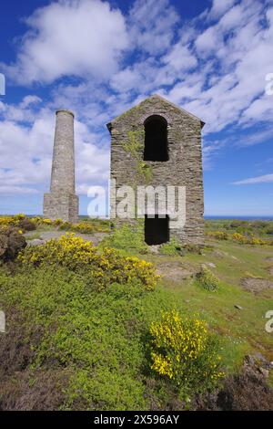 Winding Gear Tower, Pary`s Mountain, Anglesey, pays de Galles du Nord, Royaume-Uni, Banque D'Images