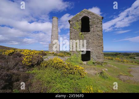 Winding Gear Tower, Pary`s Mountain, Anglesey, pays de Galles du Nord, Royaume-Uni, Banque D'Images