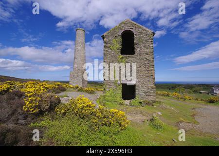 Winding Gear Tower, Pary`s Mountain, Anglesey, pays de Galles du Nord, Royaume-Uni, Banque D'Images