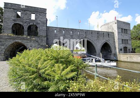 Pont des trous pont sur l'Escaut. Tournai. Hainaut, Belgique Banque D'Images