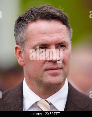 L'ancien footballeur Michael Owen, propriétaire de He's A Gentleman, lors de la Journée des essais du festival Boodles May à l'hippodrome de Chester. Date de la photo : mercredi 8 mai 2024. Banque D'Images