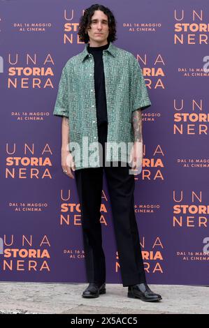 Andrea Carpenzano beim Photocall zum Kinofilm Una storia nera im Space Cinema Moderno. ROM, 08.05.2024 *** Andrea Carpenzano à l'appel photo pour le film Una storia nera au Space Cinema Moderno Rome, 08 05 2024 Foto:XA.XM.xTinghinox/xFuturexImagex storia 4512 Banque D'Images