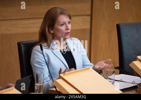 Édimbourg, Écosse, Royaume-Uni. 8 mai 2024. SUR LA PHOTO : Ash Regan MSP, du Parti Alba. Débat sur le Parti conservateur et unioniste écossais : mise en œuvre de la revue Cass en Écosse, scènes à l'intérieur de la salle de débat du Parlement écossais à Holyrood. Crédit : Colin d Fisher crédit : Colin Fisher/Alamy Live News Banque D'Images